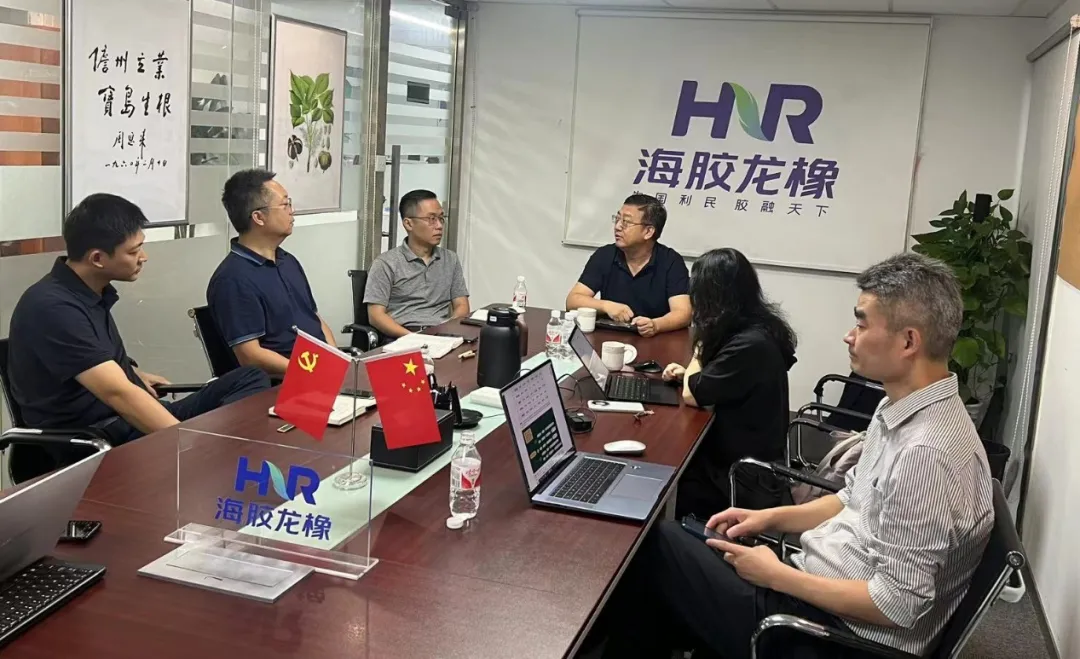 1727599431746051232.jpg 1727599431746051232.jpg